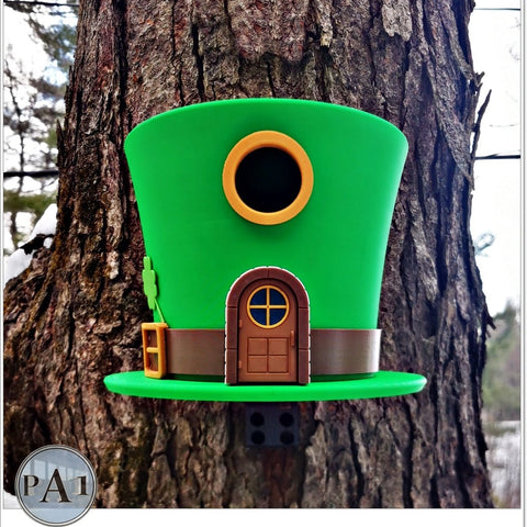 Charming Leprechaun Hat Birdhouse – St. Patrick’s Day Garden Accent